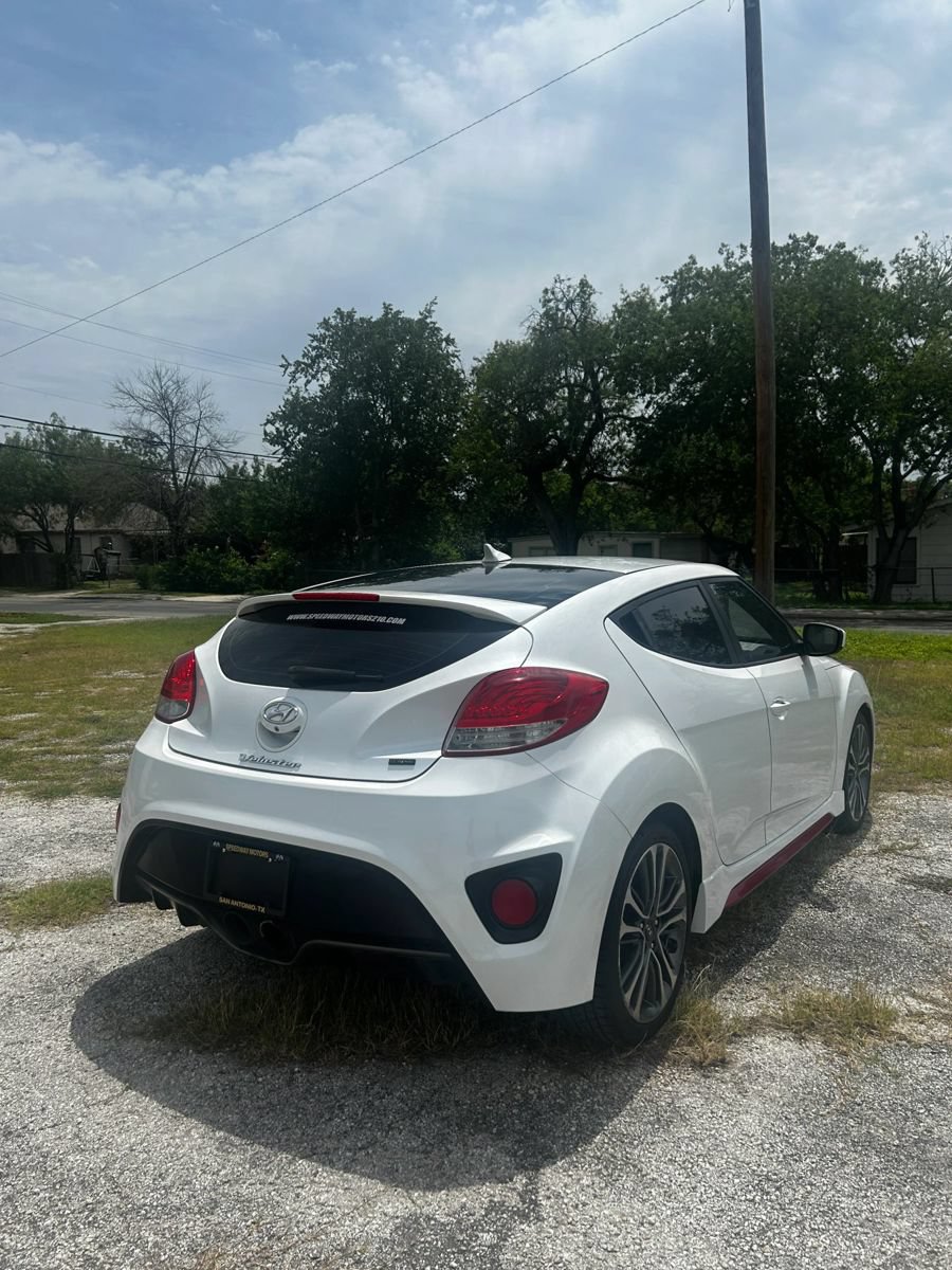 Used 2016 Hyundai Veloster Turbo R-Spec FWD image 7