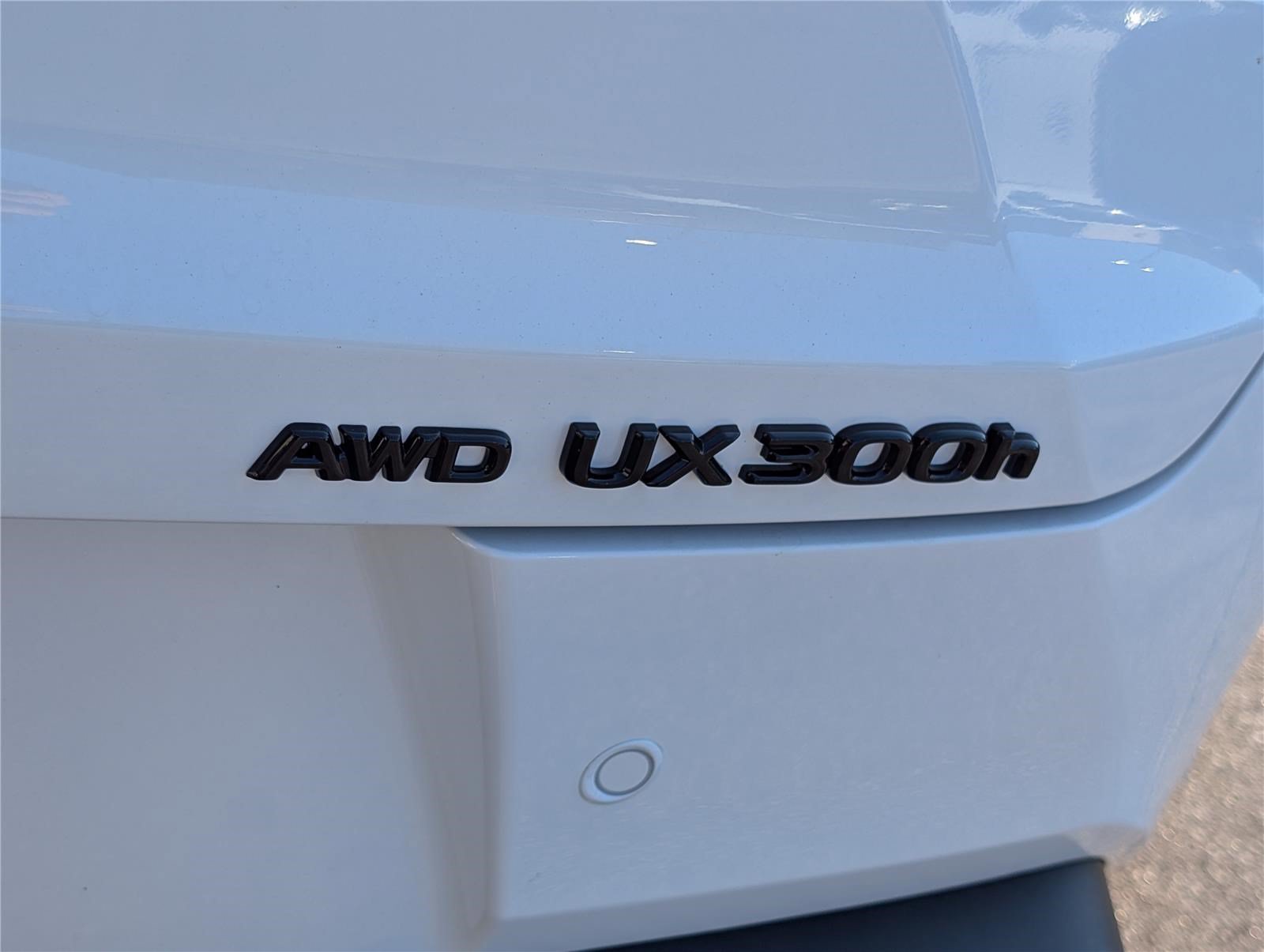 New 2026 Lexus UX 300h AWD image 5
