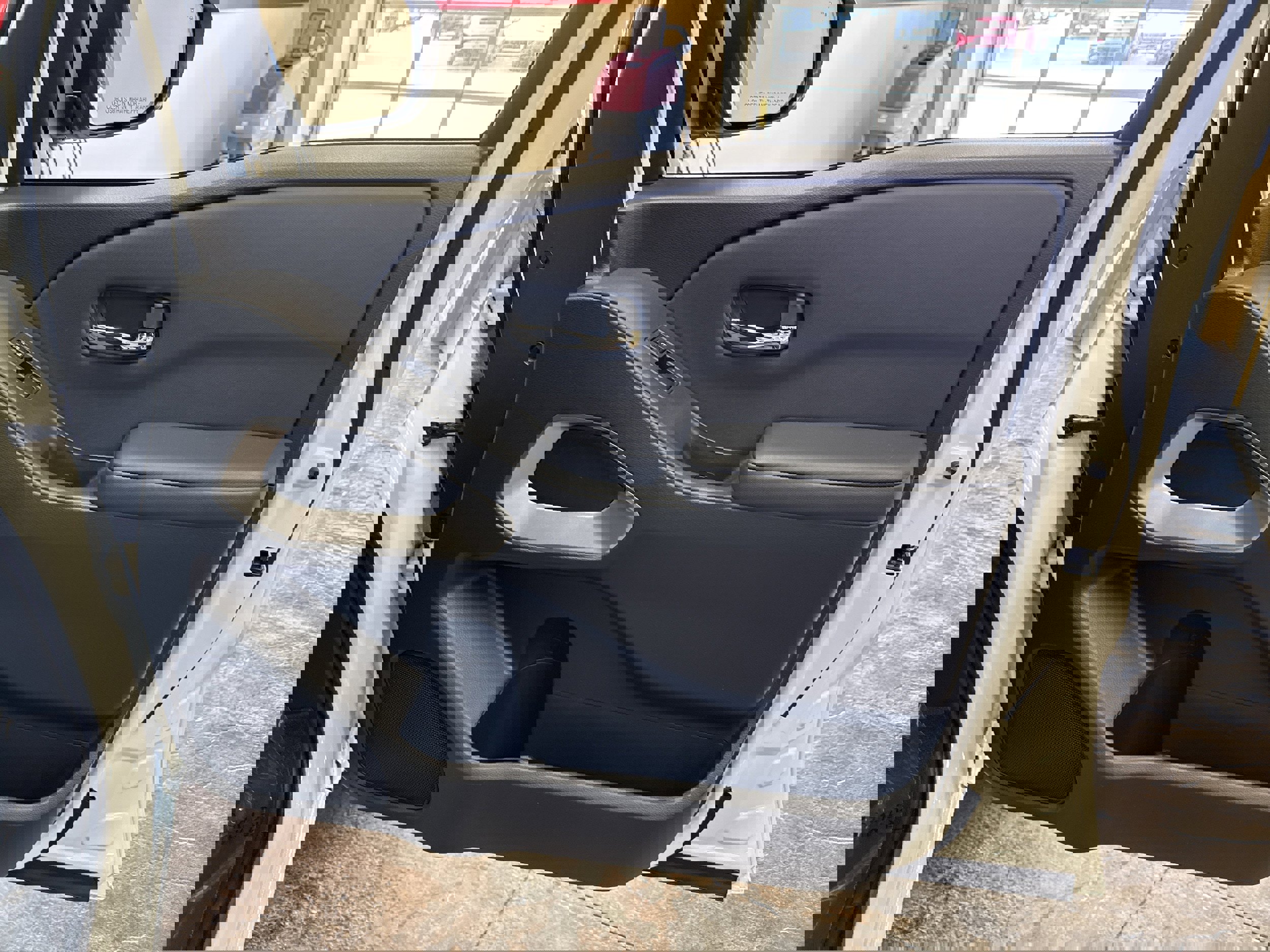 Used 2024 Nissan Frontier SV w/ Technology Package image 14