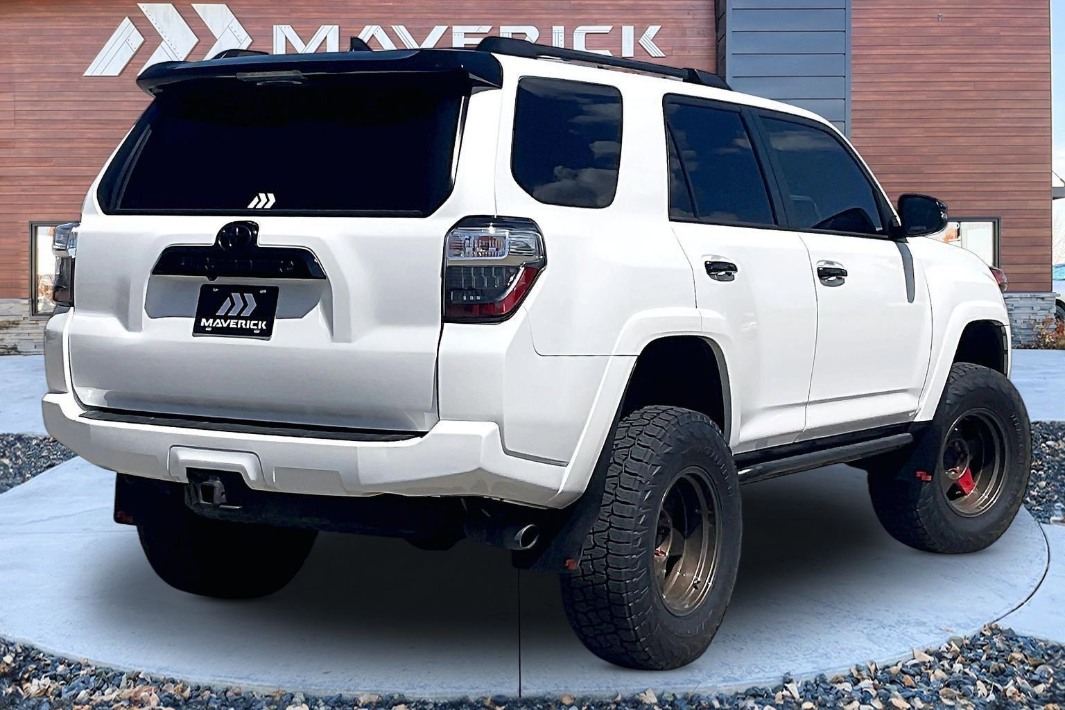 Used 2021 Toyota 4Runner Venture AWD/4WD image 5