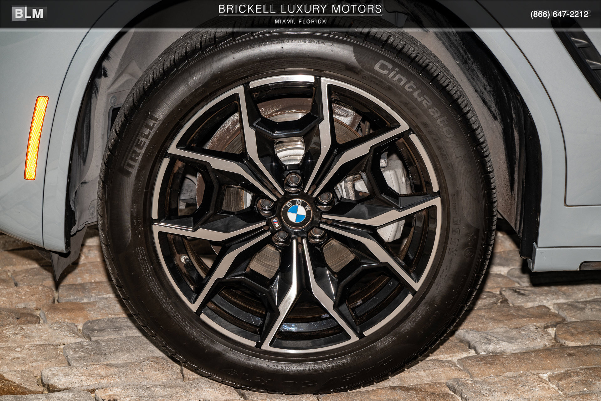 Used 2024 BMW X4 xDrive30i w/ M Sport Package AWD/4WD image 37