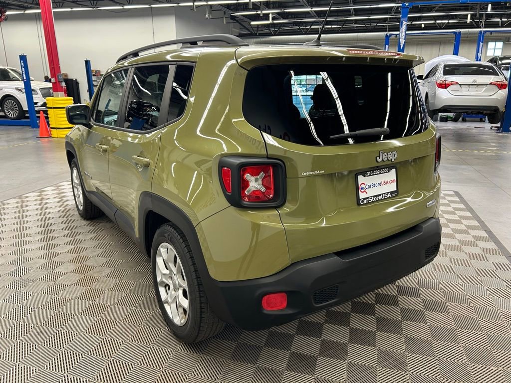 Used 2015 Jeep Renegade Latitude image 7