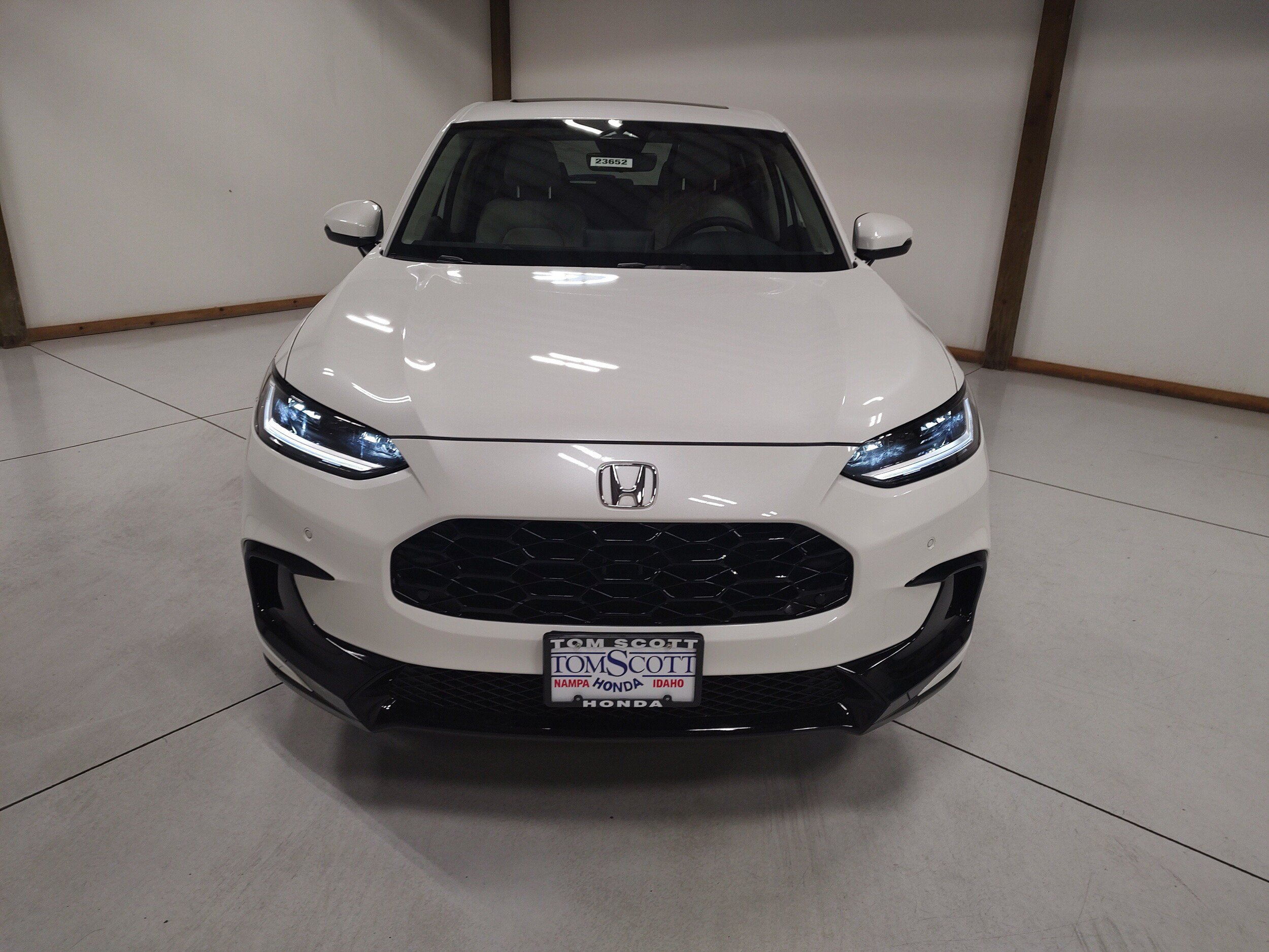 New 2027 Honda HR-V EX-L image 3