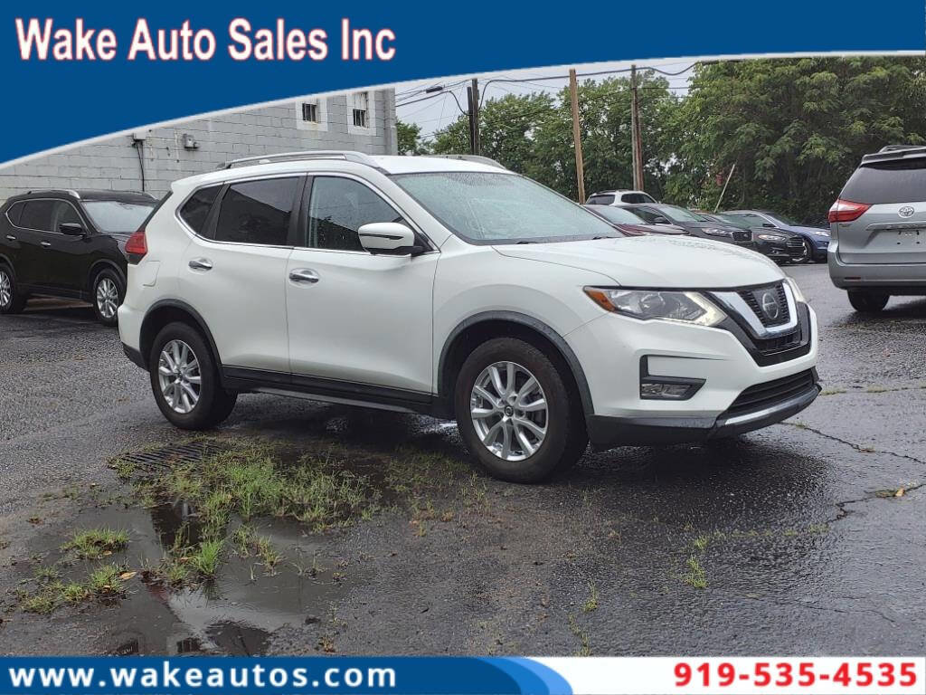 Used 2017 Nissan Rogue SV w/ SV Premium Package