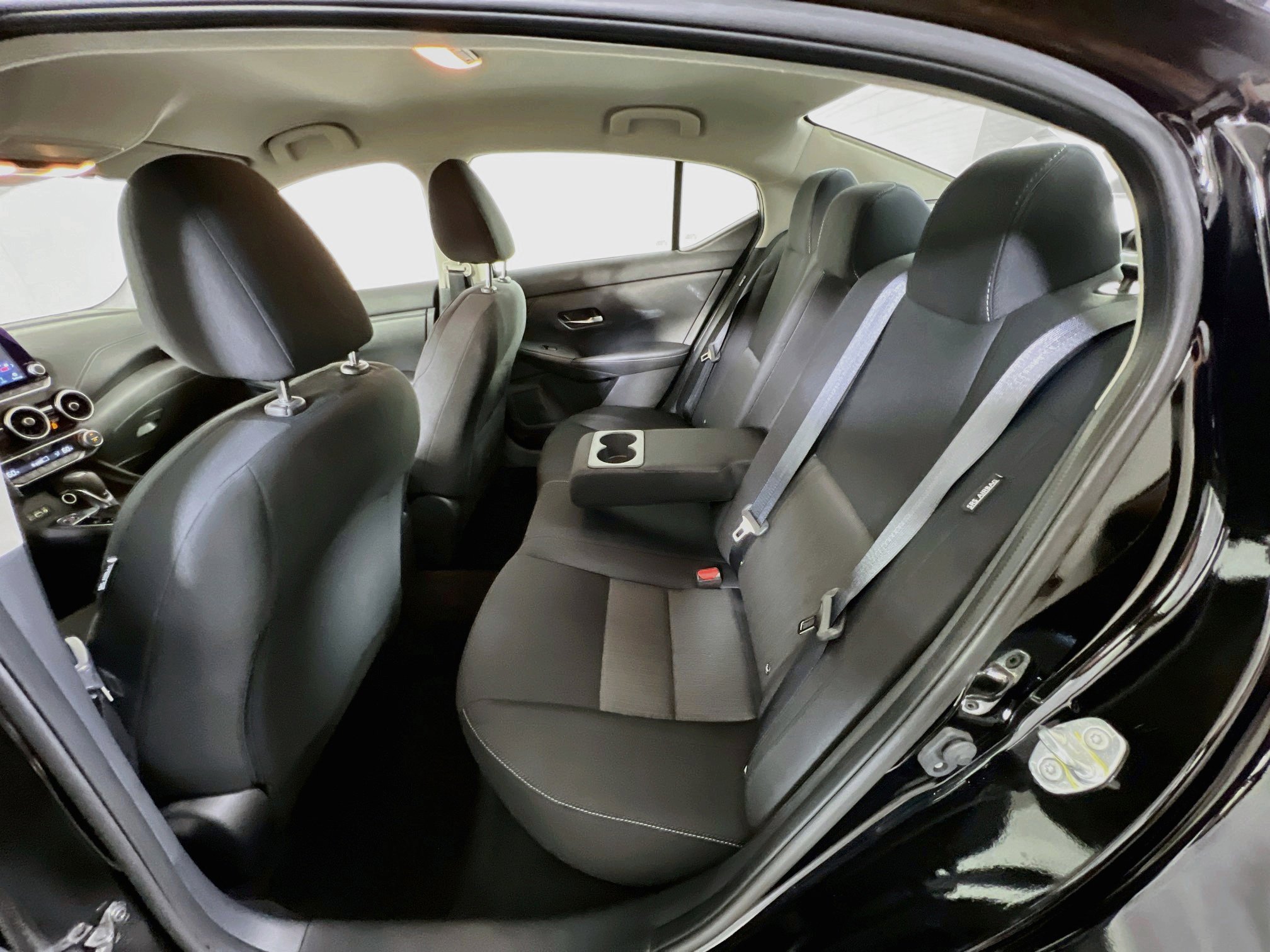 Used 2022 Nissan Sentra SV w/ All-Weather Package FWD image 23