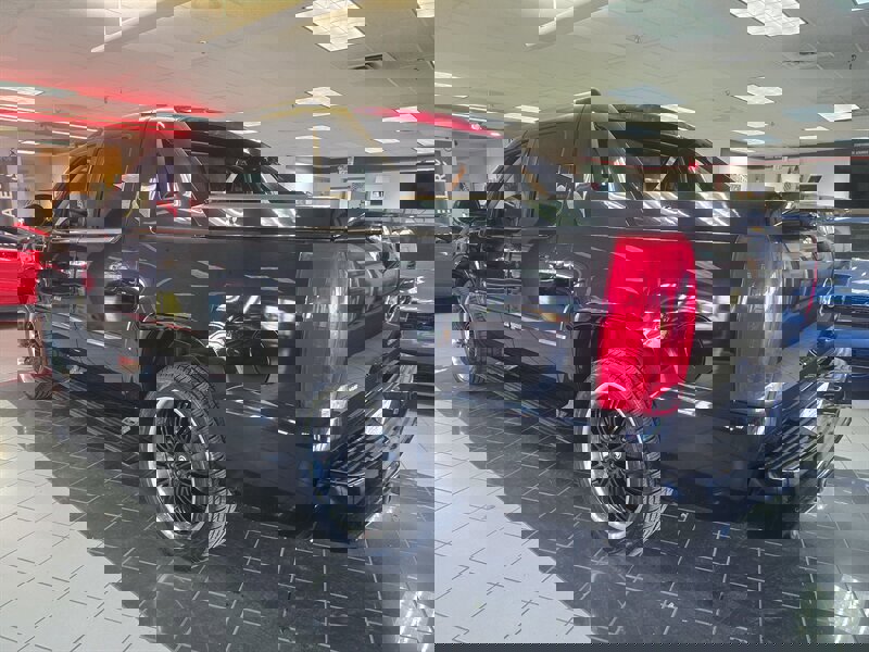 Used 2009 Cadillac Escalade EXT image 6