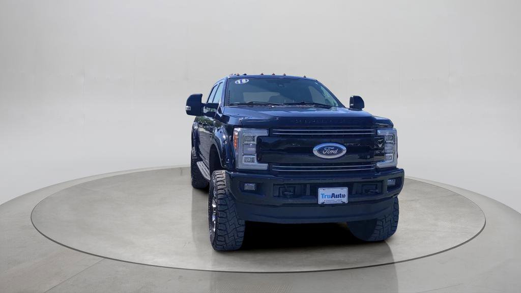 Used 2018 Ford F250 Lariat w/ Lariat Ultimate Package image 2