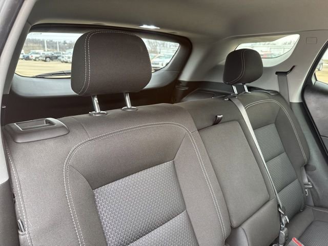 Used 2023 GMC Terrain SLE w/ Driver Convenience Package image 45