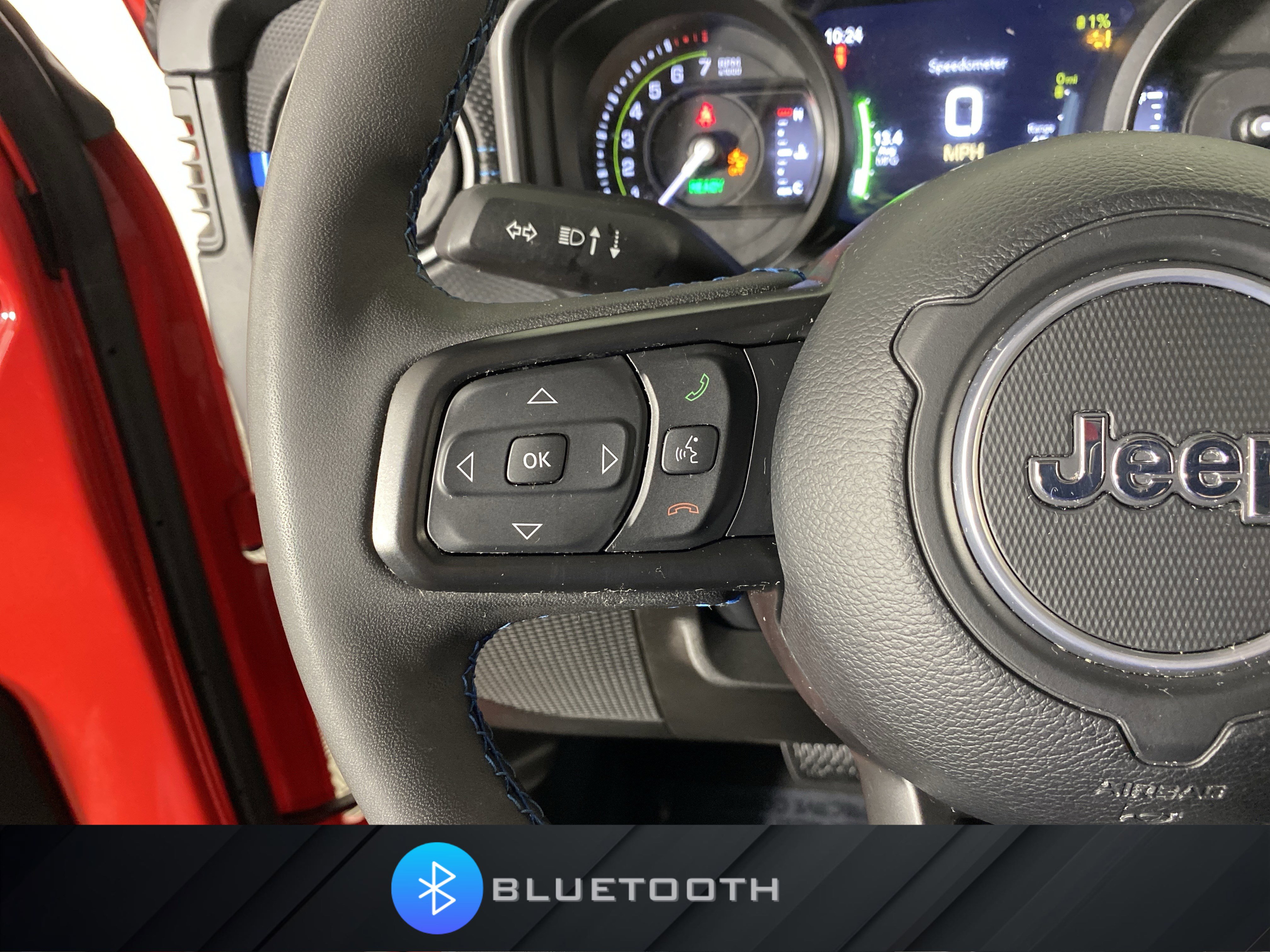 Used 2025 Jeep Wrangler Unlimited Rubicon 4xe w/ Convenience Group AWD/4WD image 22