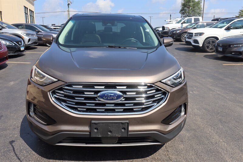 Used 2019 Ford Edge SEL w/ Equipment Group 201A AWD/4WD image 2
