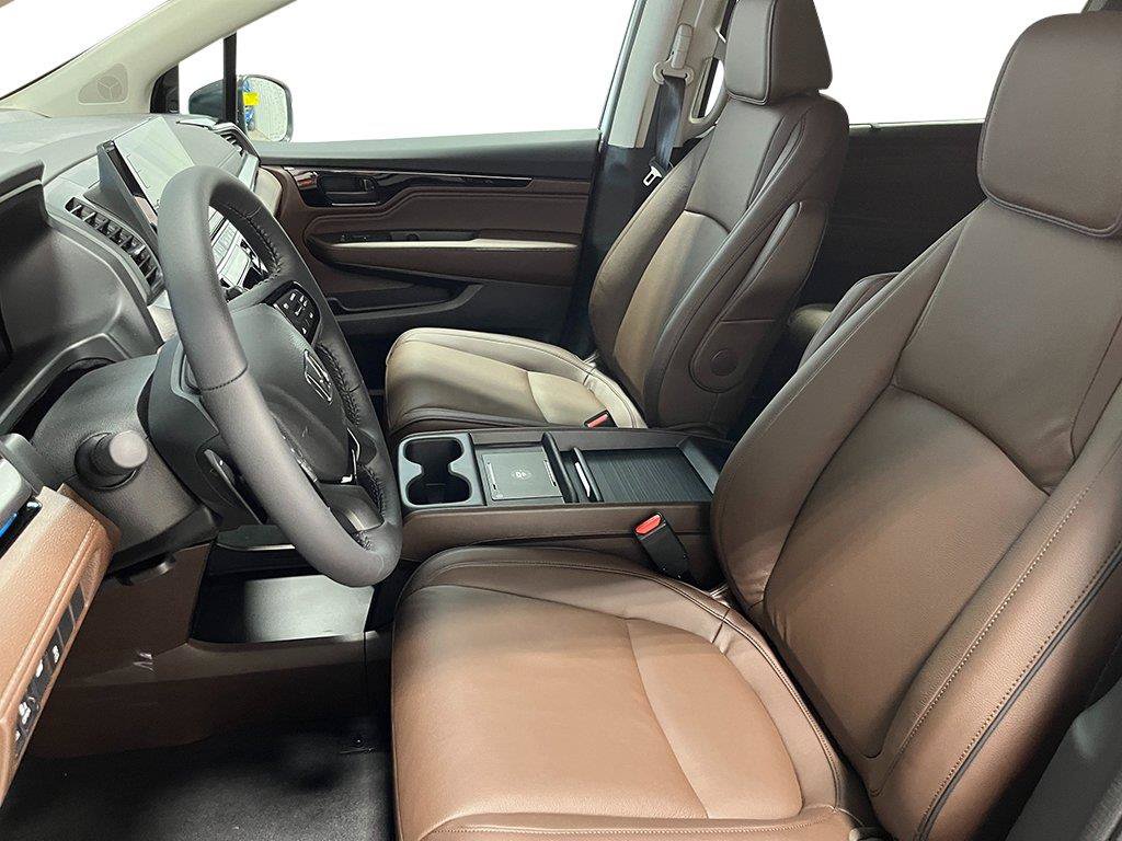 New 2027 Honda Odyssey Touring image 13
