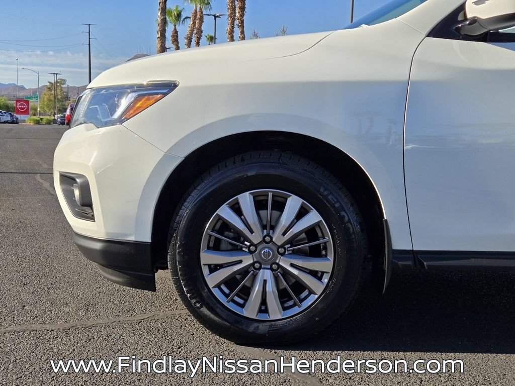 Used 2020 Nissan Pathfinder S FWD image 9