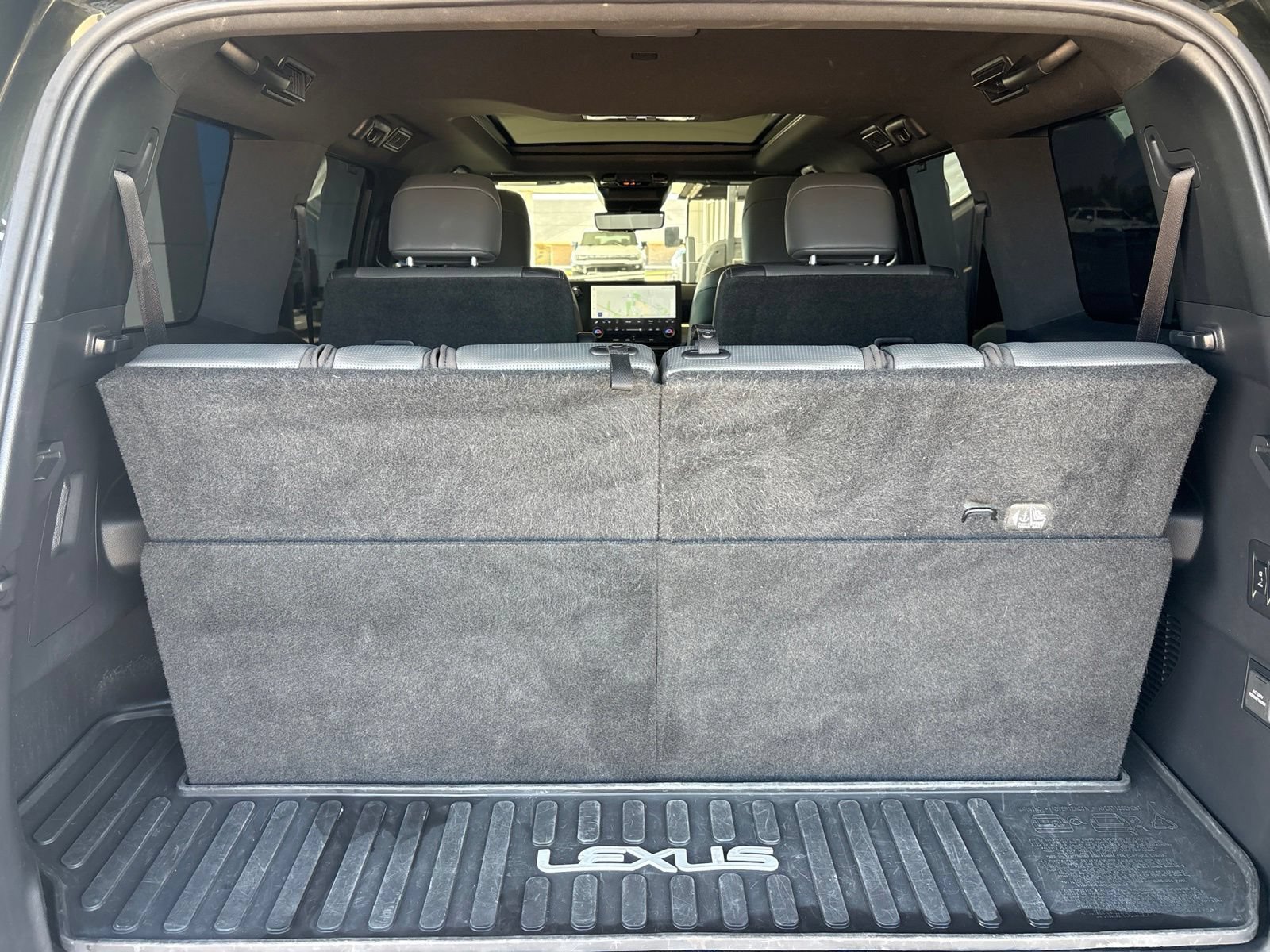 Used 2024 Lexus GX 550 w/ Accessory Package (2T) AWD/4WD image 20