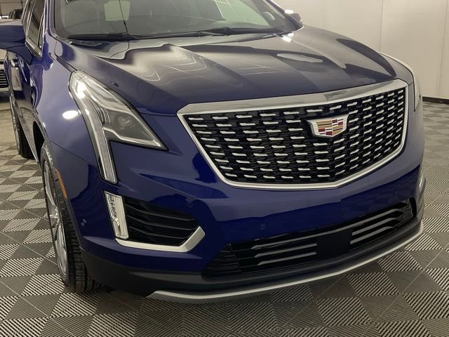 Certified 2025 Cadillac XT5 Premium Luxury w/ Technology Package image 8