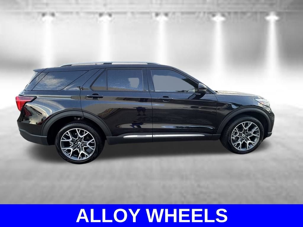 Certified 2025 Ford Explorer Platinum w/ Ultimate Package AWD/4WD video 3