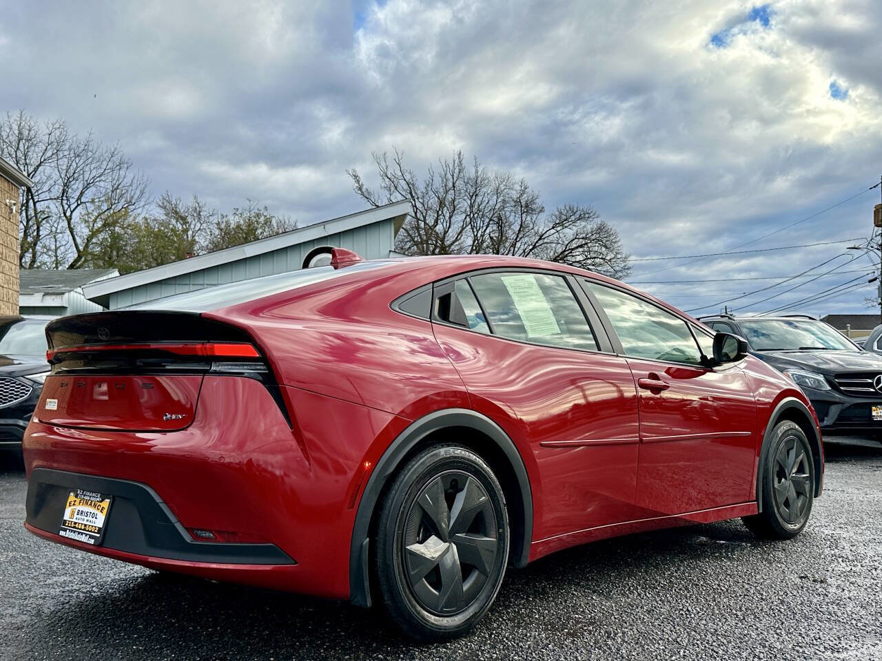 Used 2023 Toyota Prius LE image 7