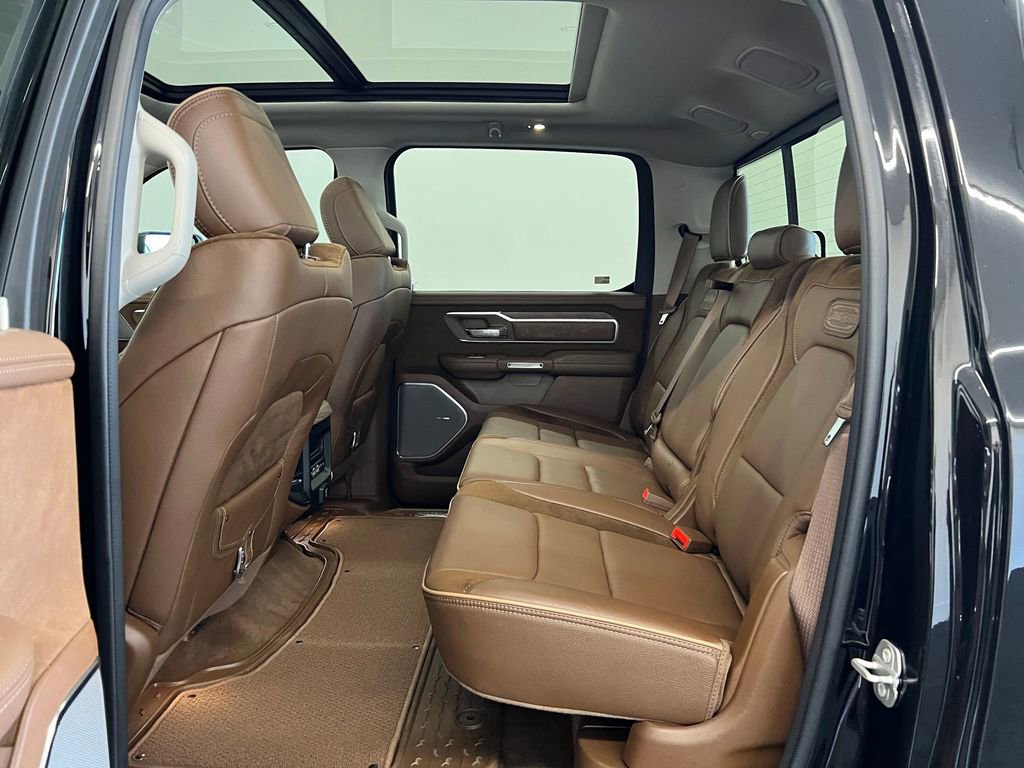 Used 2024 RAM 1500 Limited image 12