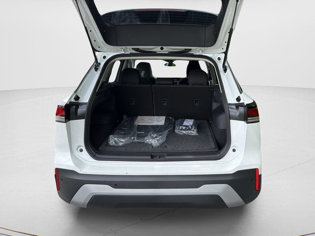 New 2026 Volkswagen Tiguan S FWD image 12