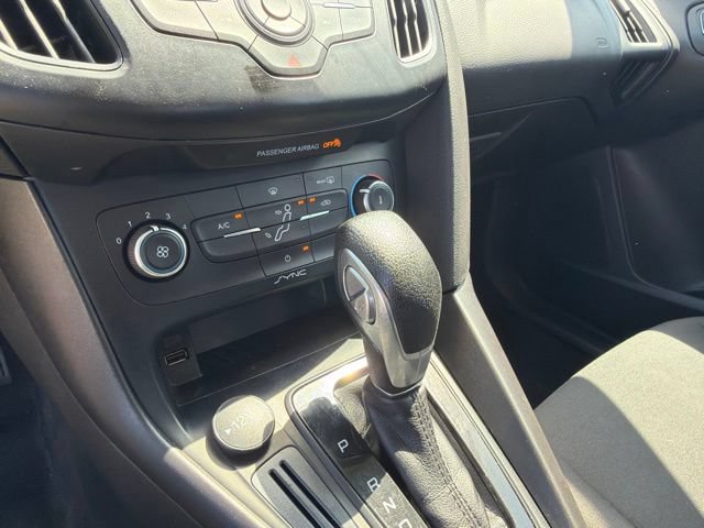 Used 2018 Ford Focus SE FWD image 17