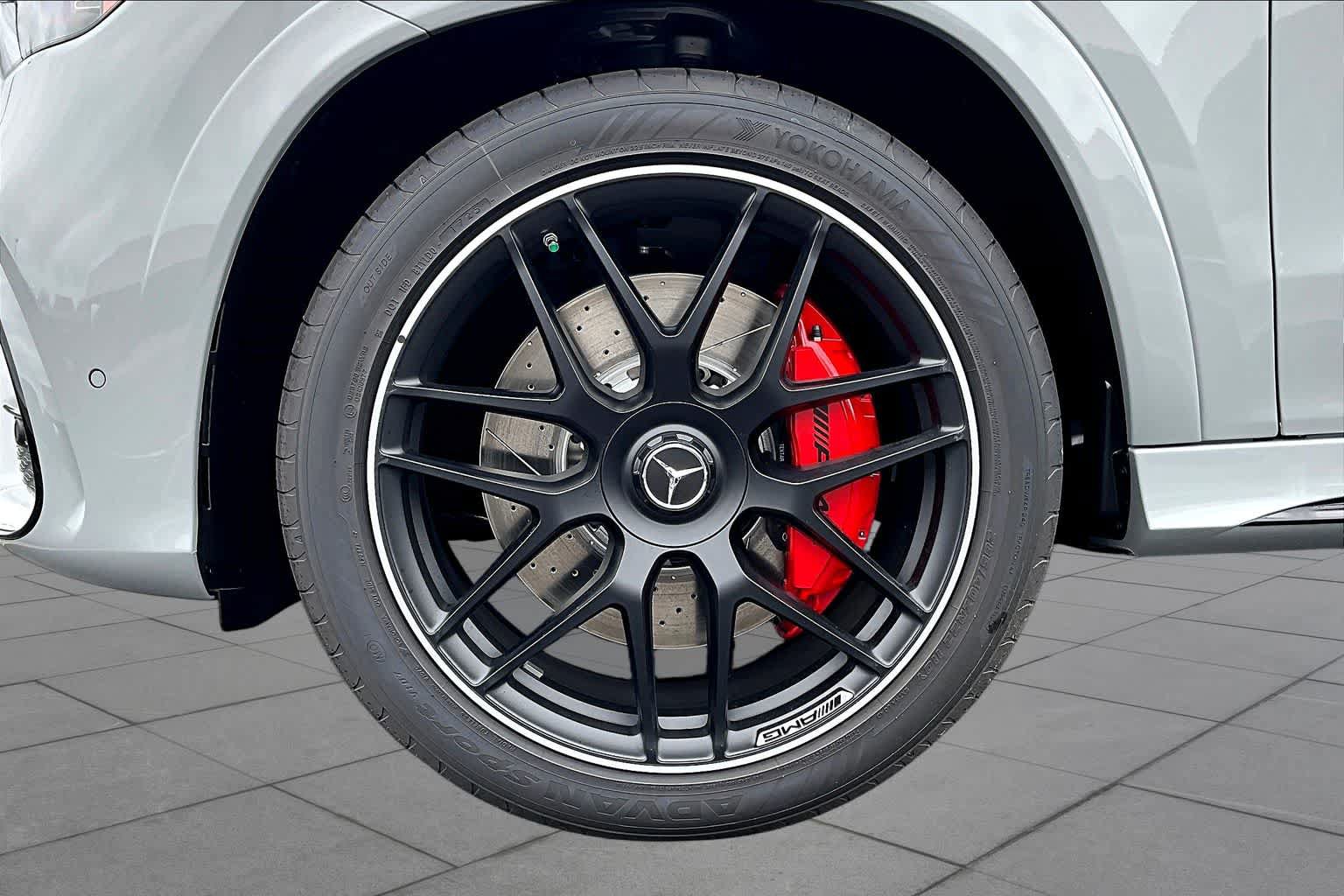 New 2026 Mercedes-Benz GLE 63 AMG S image 11