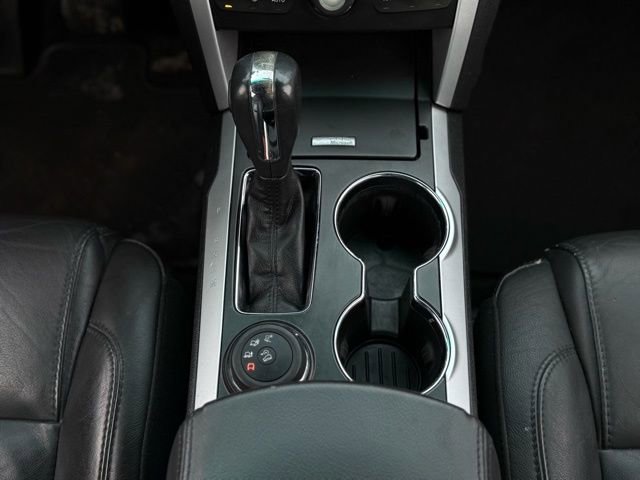 Used 2015 Ford Explorer XLT w/ Equipment Group 202A image 26