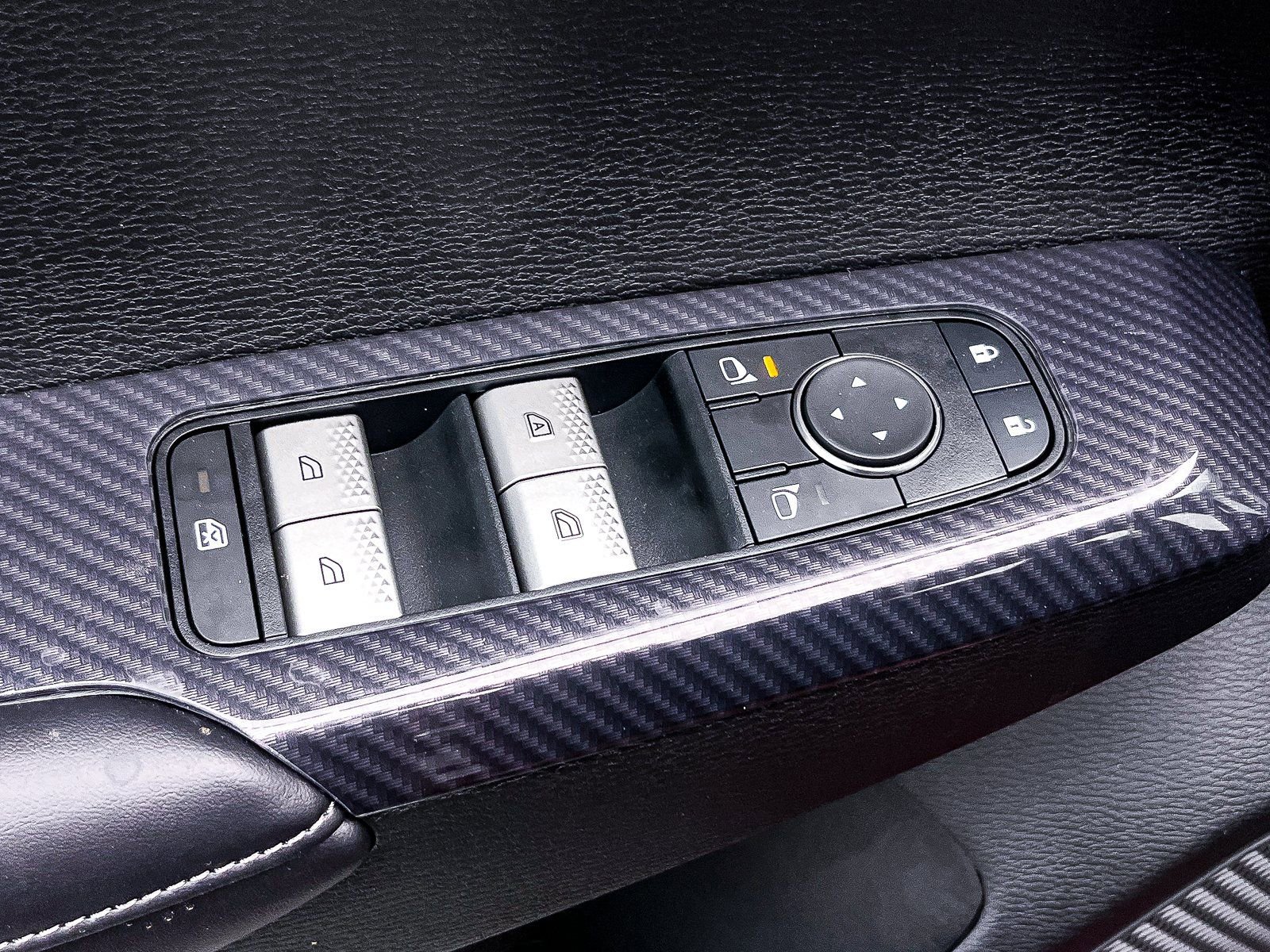 New 2025 Mitsubishi Outlander ES image 10