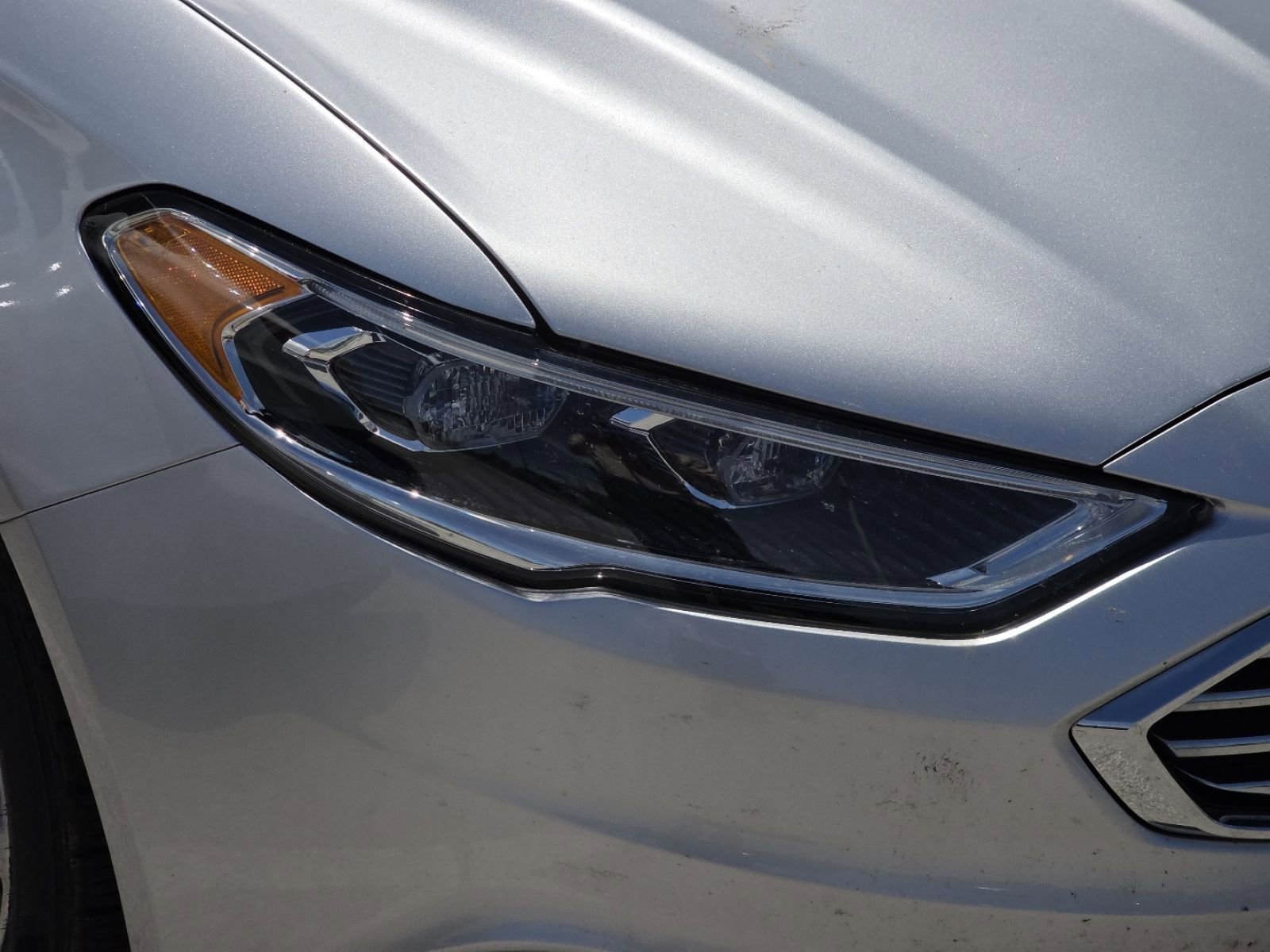 Used 2017 Ford Fusion Energi Titanium FWD image 6