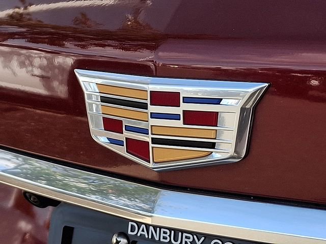 Used 2017 Cadillac XT5 Luxury w/ Driver Awareness Package image 30