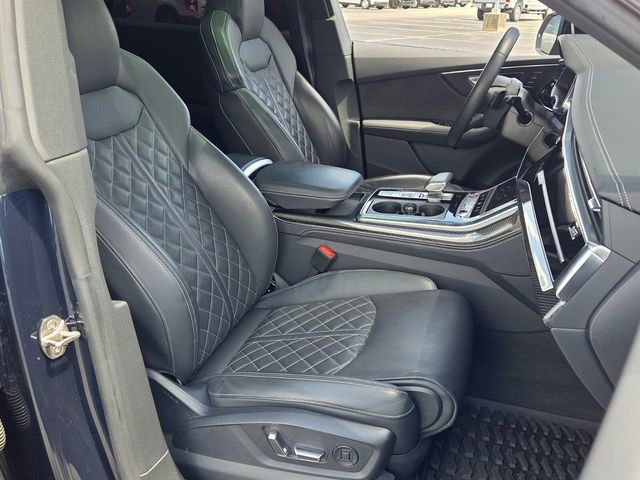 Used 2023 Audi SQ8 Prestige AWD/4WD image 16