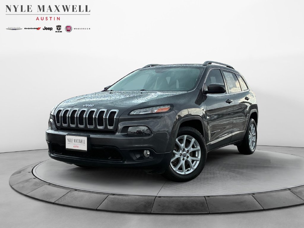 Used 2016 Jeep Cherokee Latitude w/ Comfort/Convenience Group FWD image 1