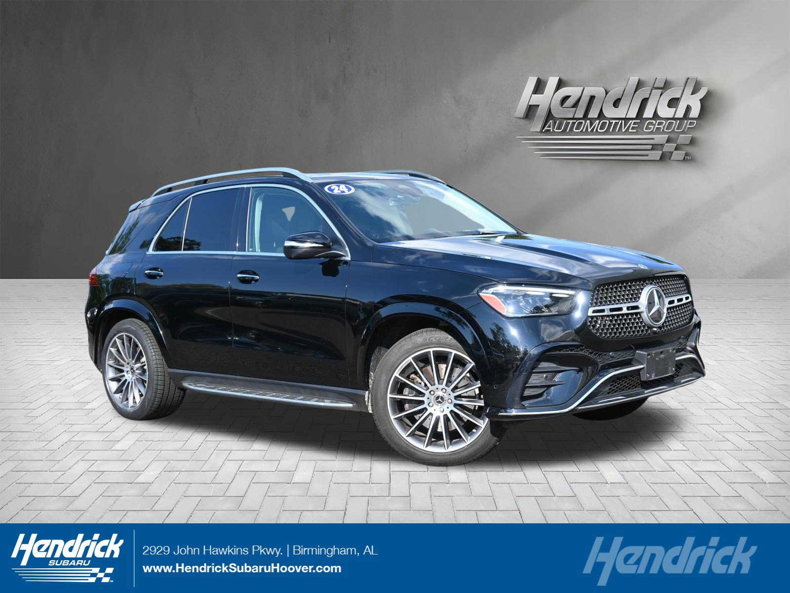 Used 2024 Mercedes-Benz GLE 350 4MATIC w/ AMG Line Exterior image 1