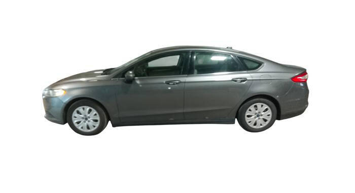 Used 2014 Ford Fusion S FWD image 2
