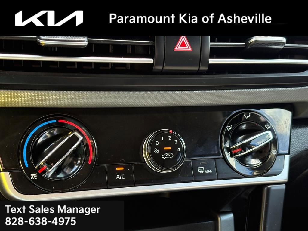 Used 2022 Kia Seltos LX image 22