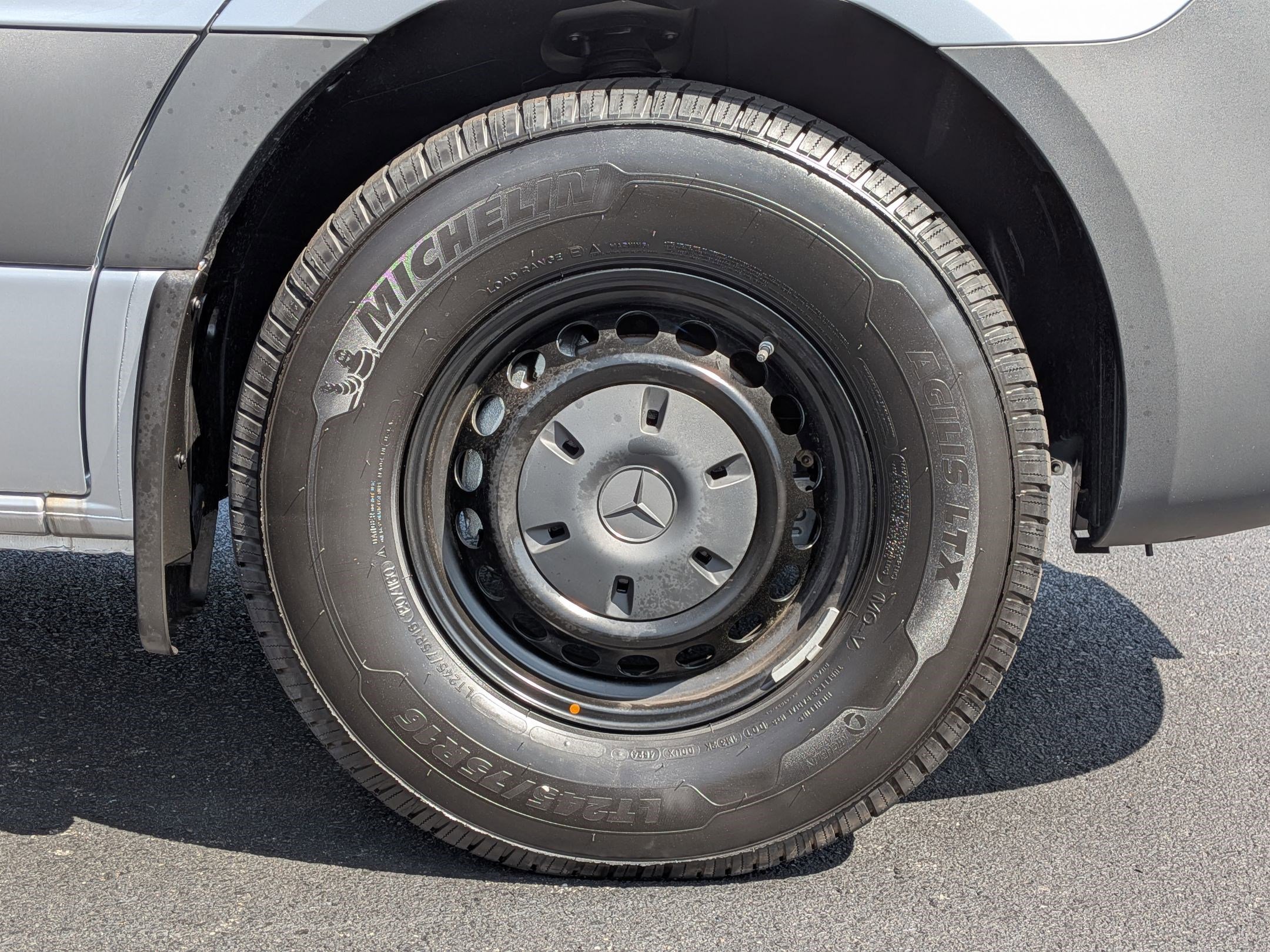 New 2025 Mercedes-Benz Sprinter 2500 image 13