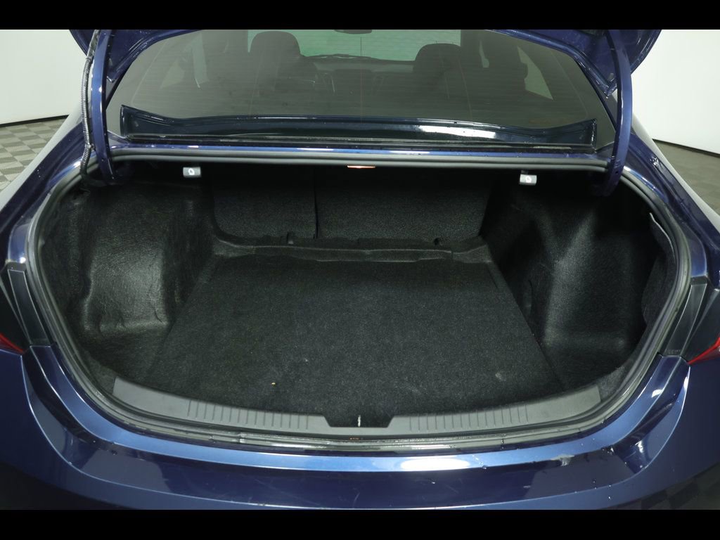 Used 2022 Chevrolet Malibu LT image 17