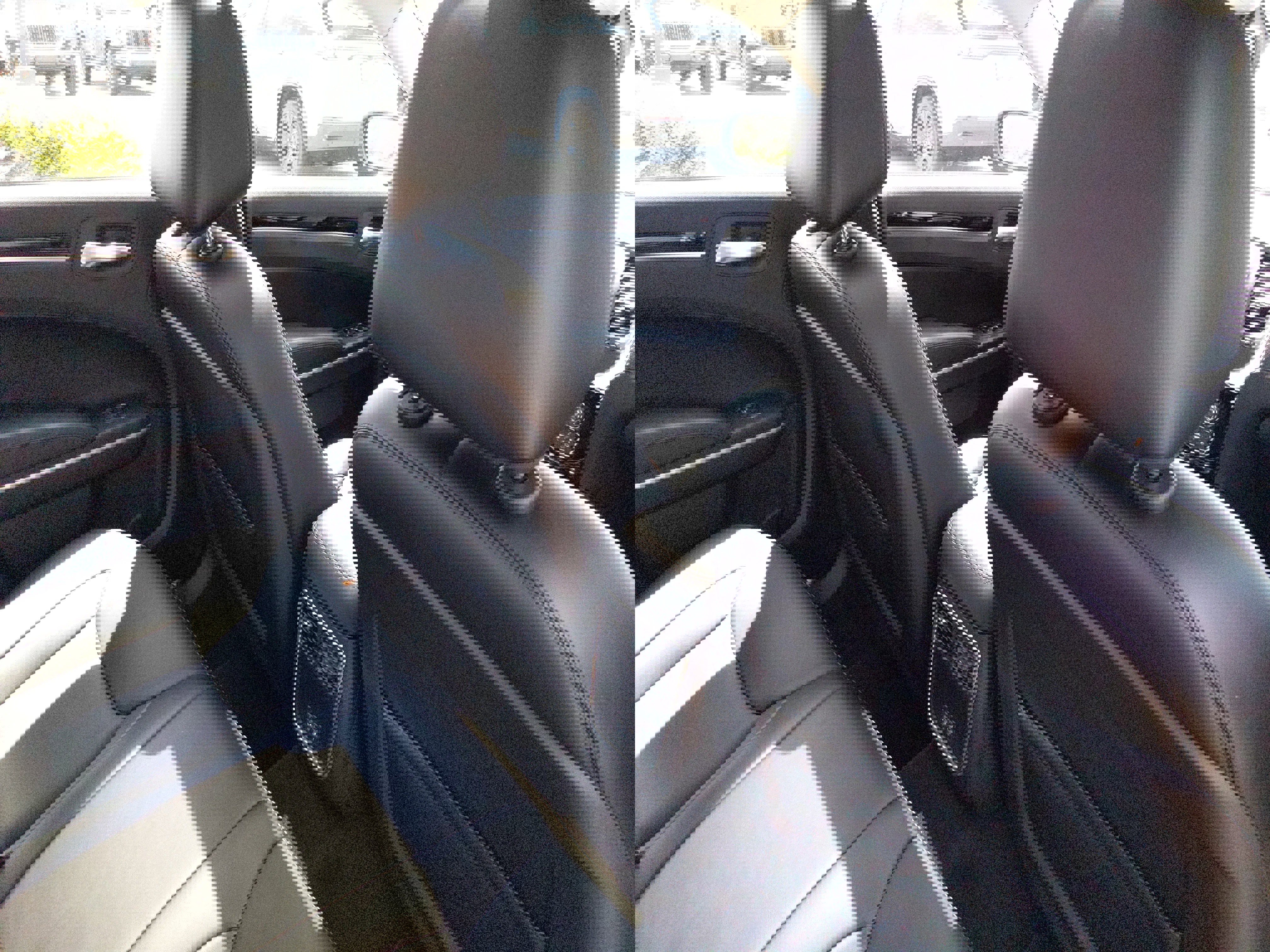 New 2023 Chrysler 300 Touring L w/ Popular Equipment Group image 23