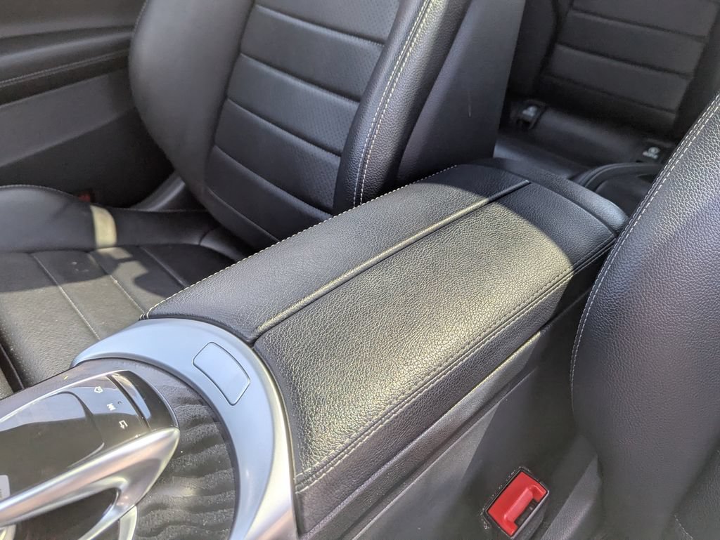 Used 2020 Mercedes-Benz C 300 4MATIC Coupe image 33