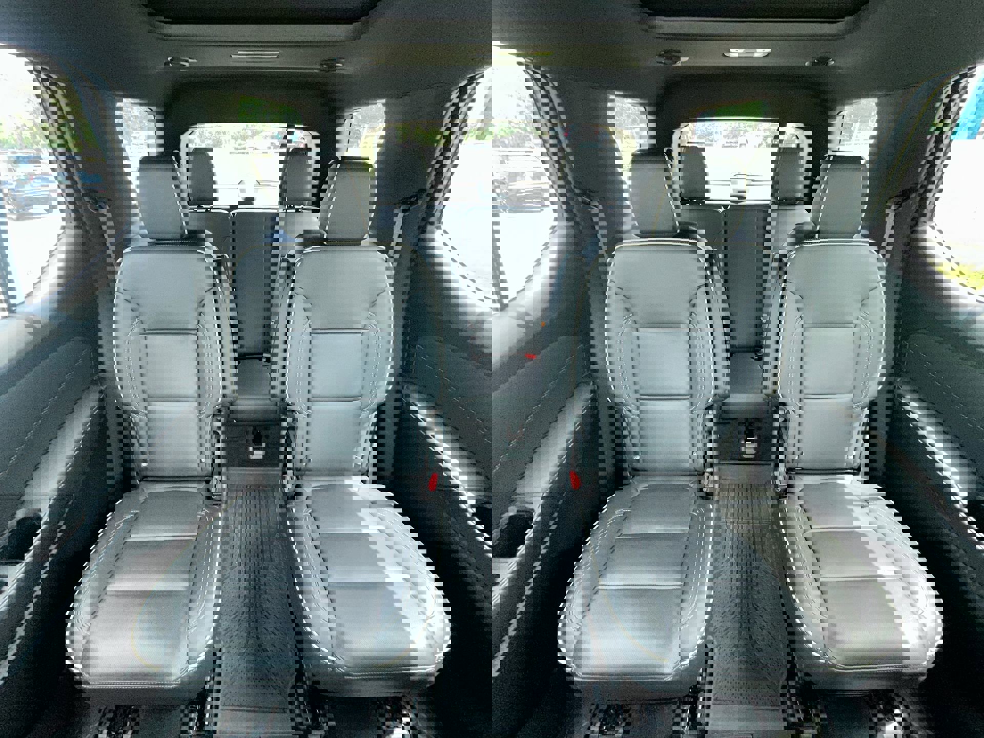 Certified 2023 Chevrolet Traverse Premier w/ Redline Edition image 33