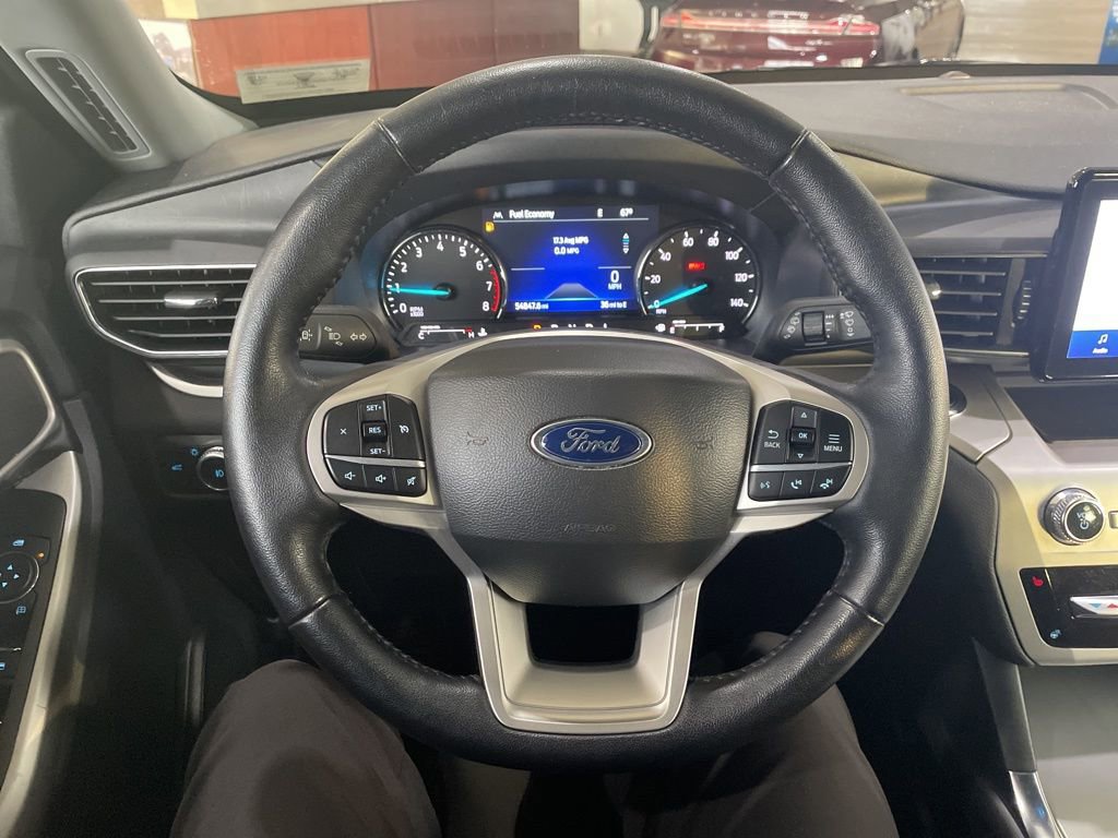 Used 2022 Ford Explorer XLT w/ Equipment Group 202A image 18