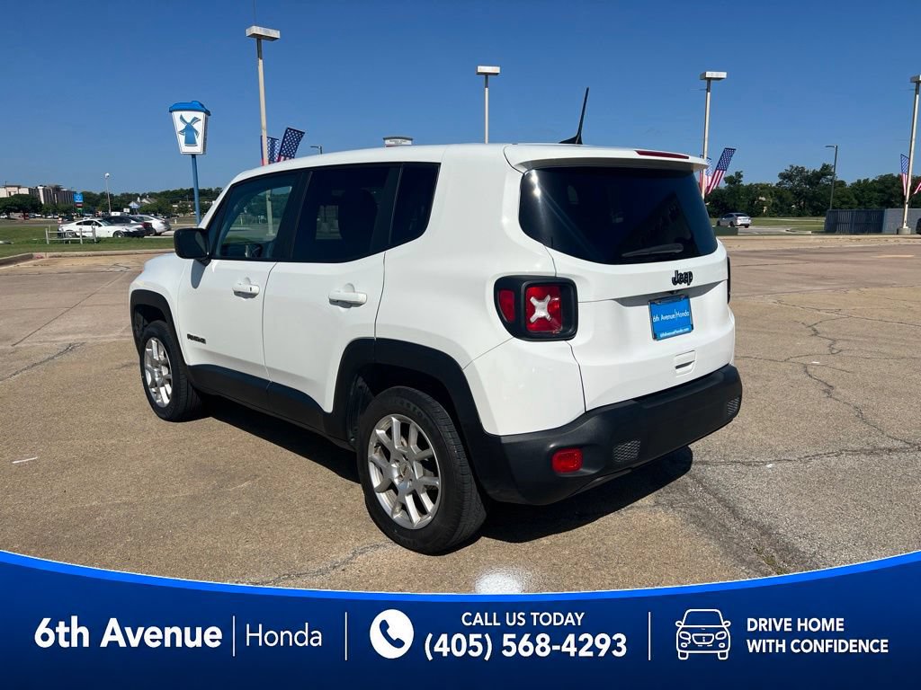 Used 2023 Jeep Renegade Latitude AWD/4WD image 7