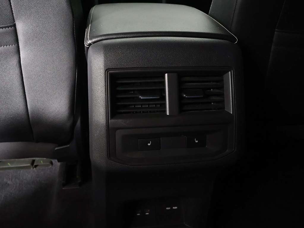 Used 2023 Volkswagen Atlas Cross Sport SEL Premium R-Line AWD/4WD image 49