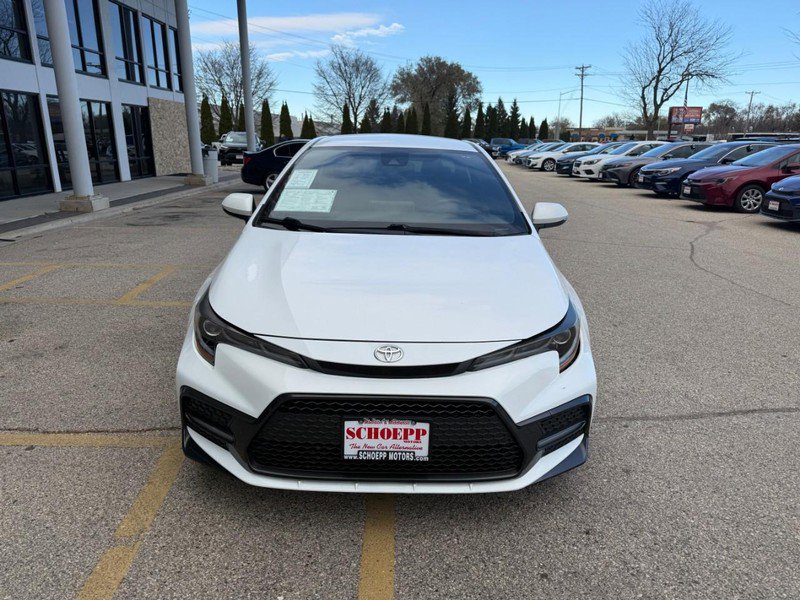 Used 2020 Toyota Corolla SE image 2