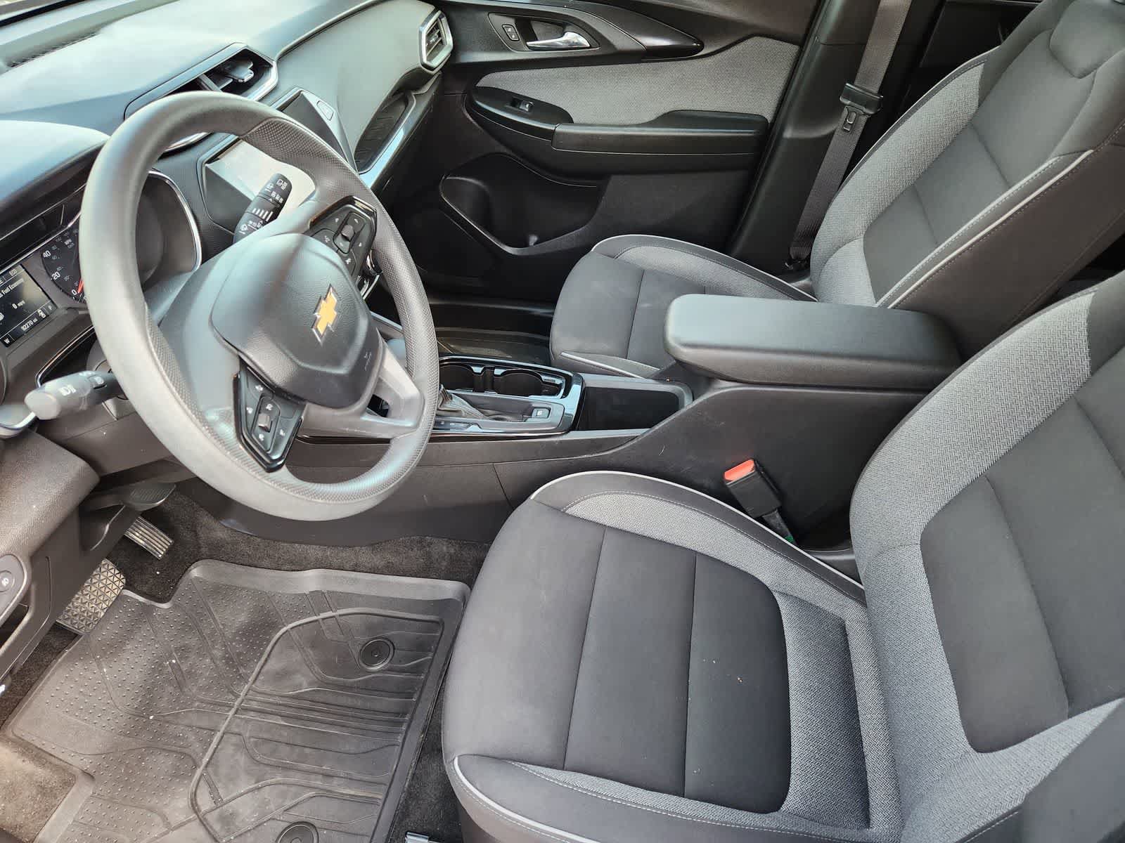 Used 2023 Chevrolet TrailBlazer LT FWD image 11