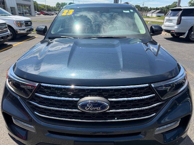 Certified 2023 Ford Explorer XLT w/ Equipment Group 202A AWD/4WD image 5