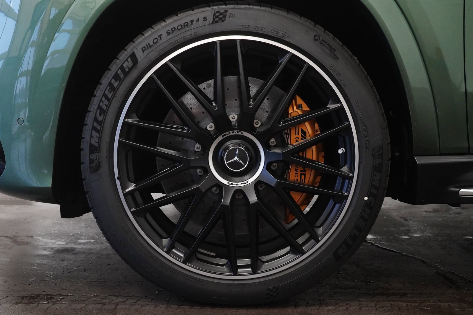 New 2026 Mercedes-Benz GLS 63 AMG 4MATIC image 13