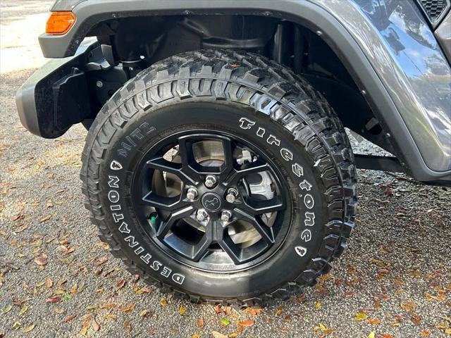 Certified 2025 Jeep Gladiator Willys image 16