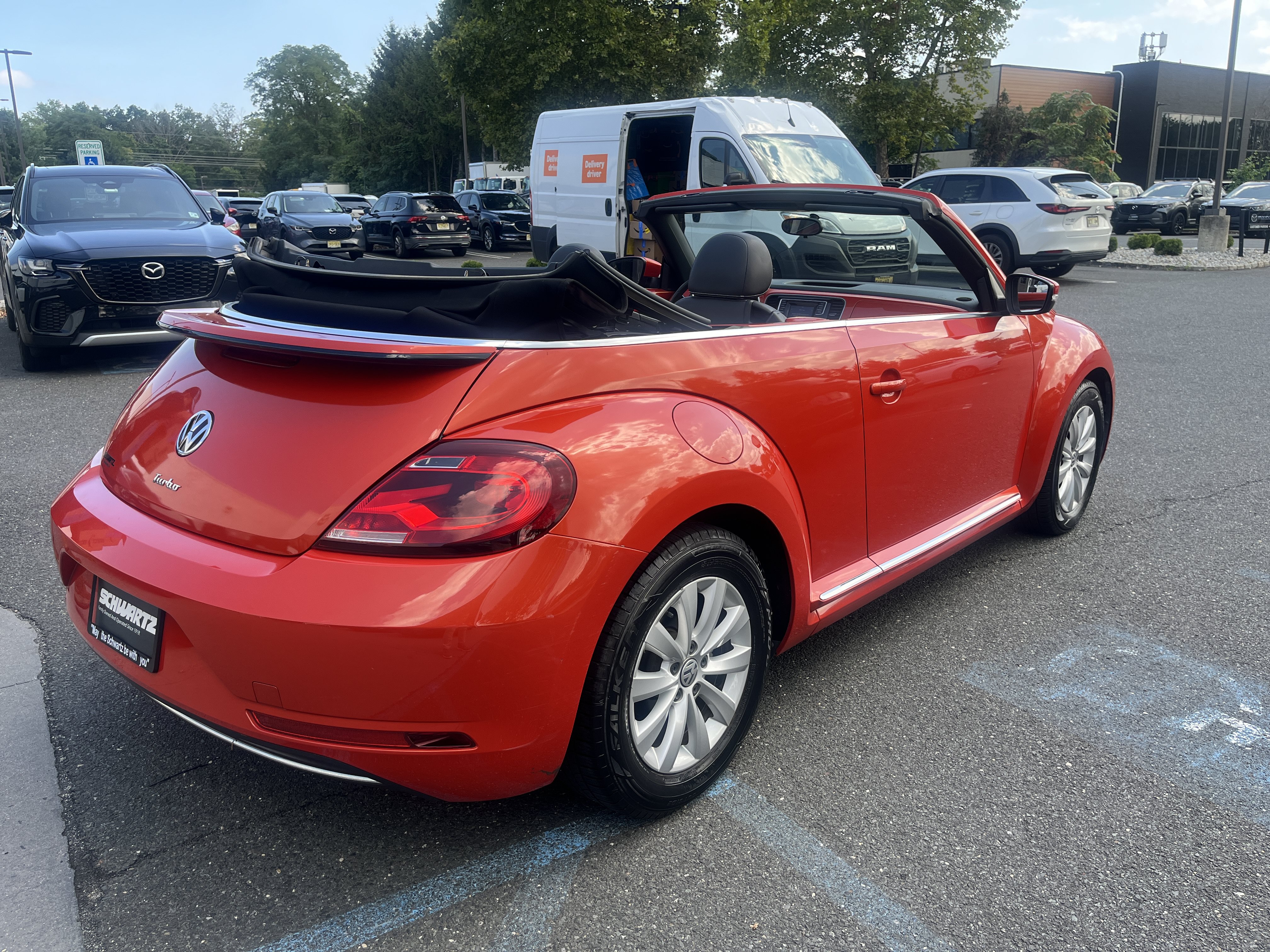 Used 2019 Volkswagen Beetle 2.0T S FWD image 6