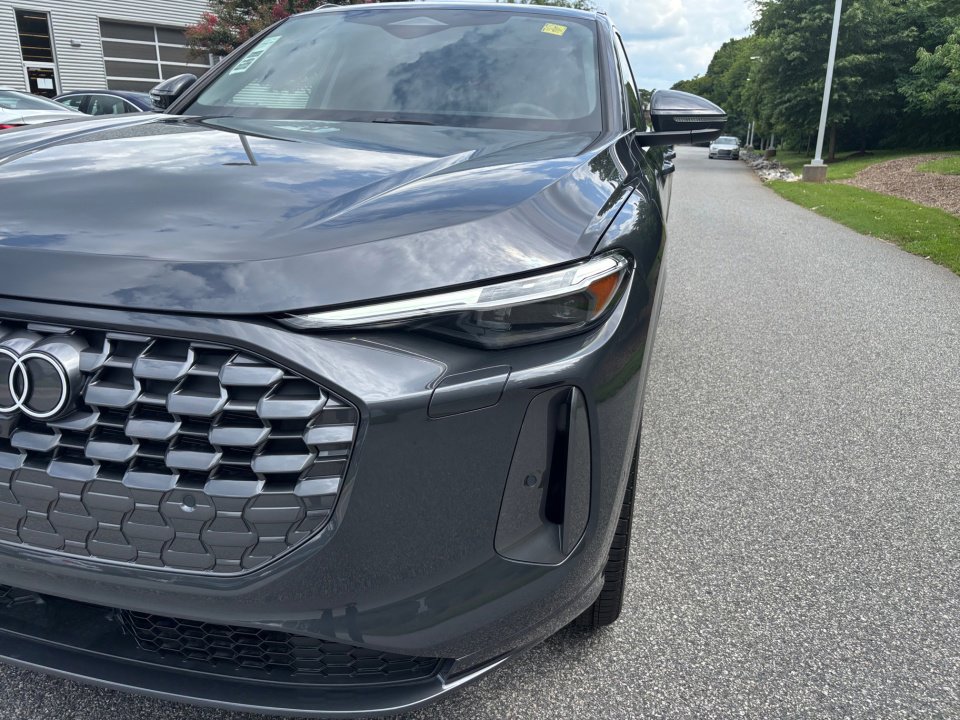 New 2025 Audi Q5 Premium Plus image 26