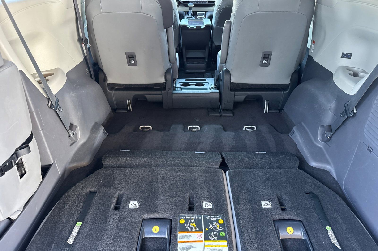 Certified 2023 Toyota Sienna XLE image 20