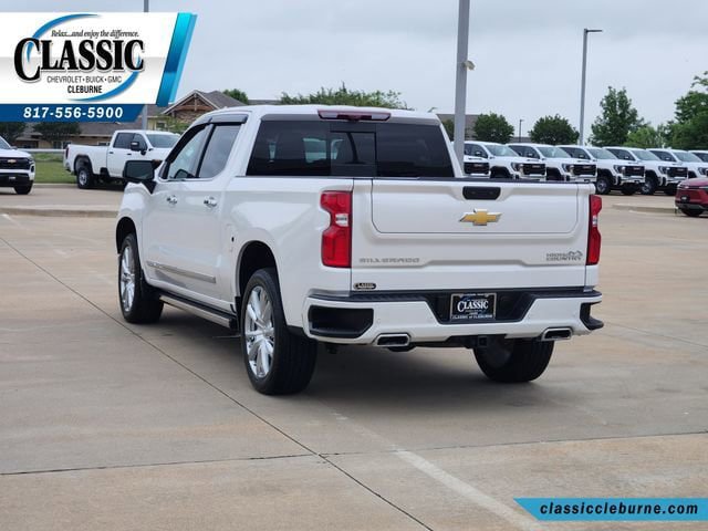 Used 2025 Chevrolet Silverado 1500 High Country AWD/4WD image 7